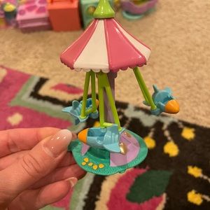 Vintage Polly Pocket Carnival Ride.